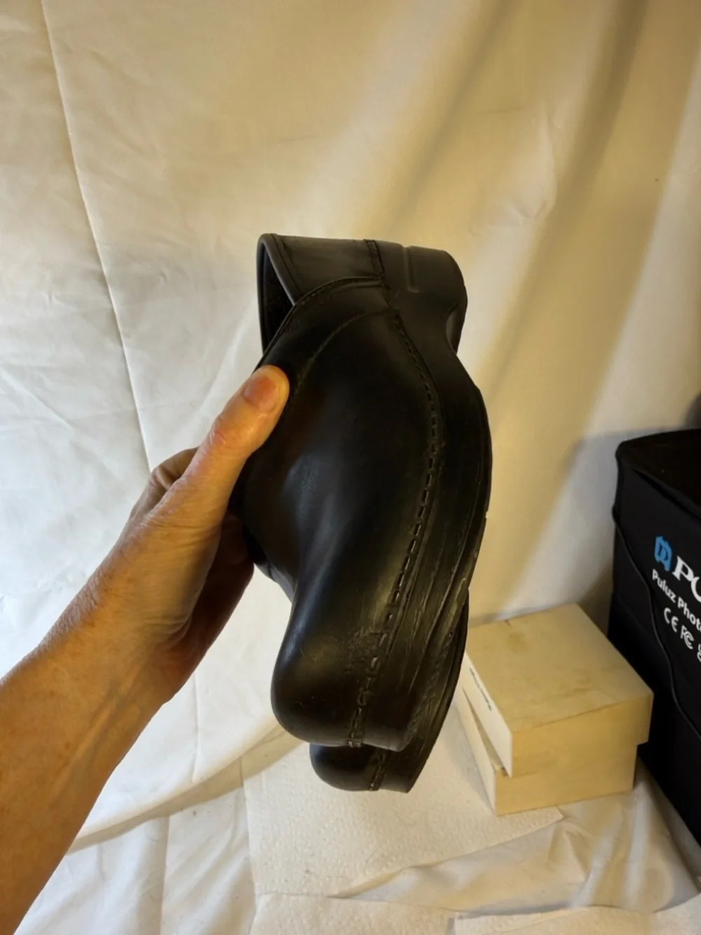 DANSKO BLACK LEATHER PROFESSIONAL CLOGS SIZE EU 38 or 7.5-8 - Picture 4 of 15